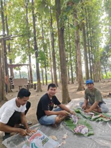 Semangat Kebersamaan, LDII Lebakwana dan Pelamunan Distribusikan Daging Kurban ke Warga