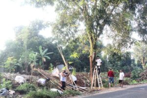 LDII Ciseureuh dan Ponpes Aulia Dukung Aksi “Ngosrek Bareng”, Pecahkan Rekor MURI di Purwakarta