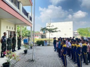 Koramil 0602/06 Gelar Army Go To School di SMP dan SMA Baitul Ulum Al Musawwa