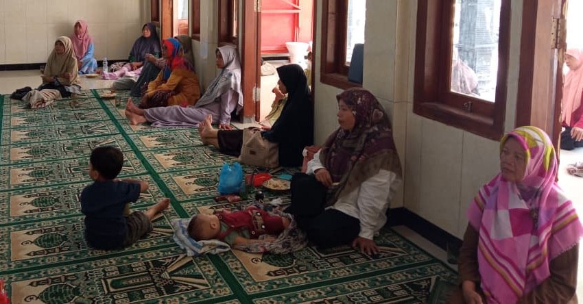 Ibu-Ibu LDII Semin Ikuti Pengajian Daring, Dalami Pentingnya Menjaga Niat dan Tauhid