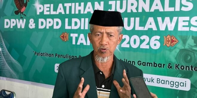 Wakil ketua DPW LDII Sulawesi Tengah saat diwawancarai tim LINES